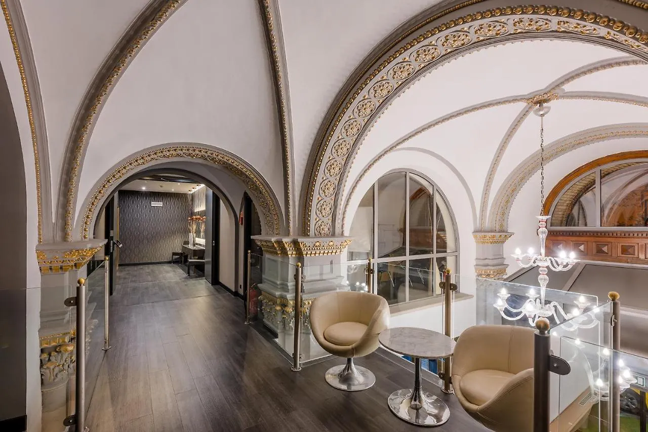 Hotel Museum Boedapest Hongarije