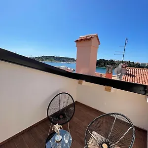 Apartamento Nea Seaview 3-apartments!