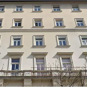  Apartment B3