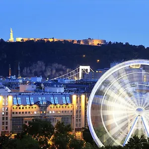 Kempinski Corvinus ***** בודפשט